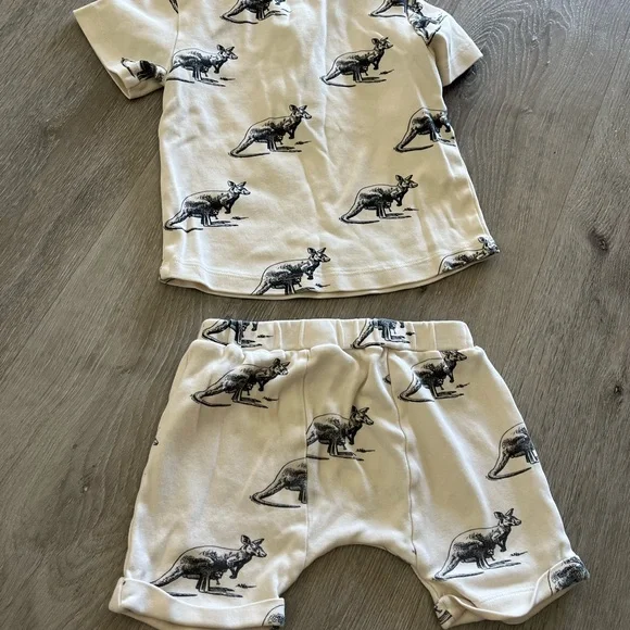 kate quinn Cream and Black Kangaroo Print Two-Piece Set - Picture 3 of 4